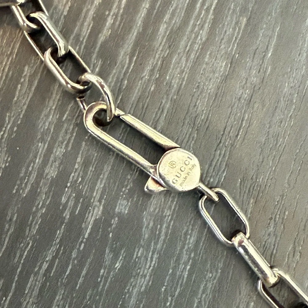 Gucci Interlocking GG chain Necklace — full inclusion